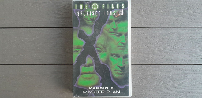 VHS: The X-Files / Salaiset Kansiot: Kansio 6 - Master Plan