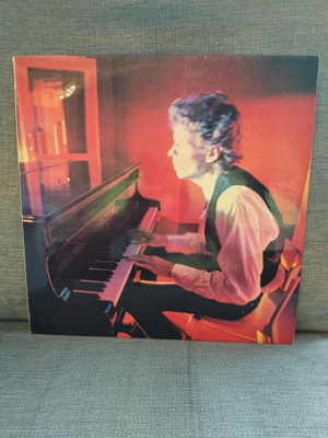 LP Dave Lindholm: Vanha & uusi romanssi