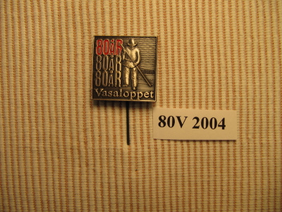 Vasaloppet rintamerkki 80 V hiihto 2004. 80:s hiihto.