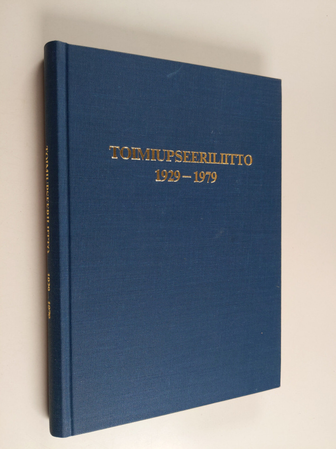Erkki Suokas : Toimiupseeriliitto 1929-1979