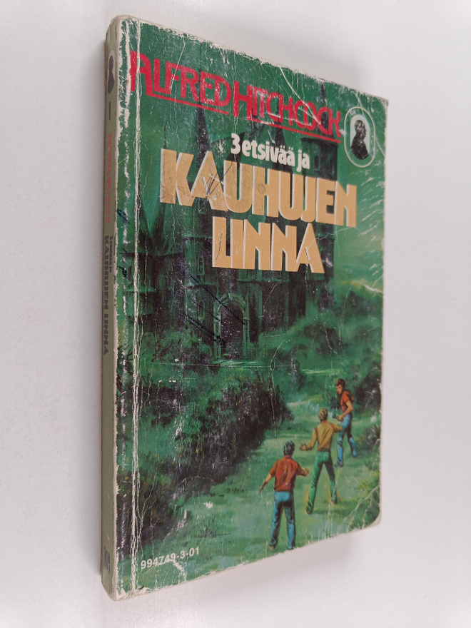 Robert Arthur : 3 etsivää ja kauhujen linna