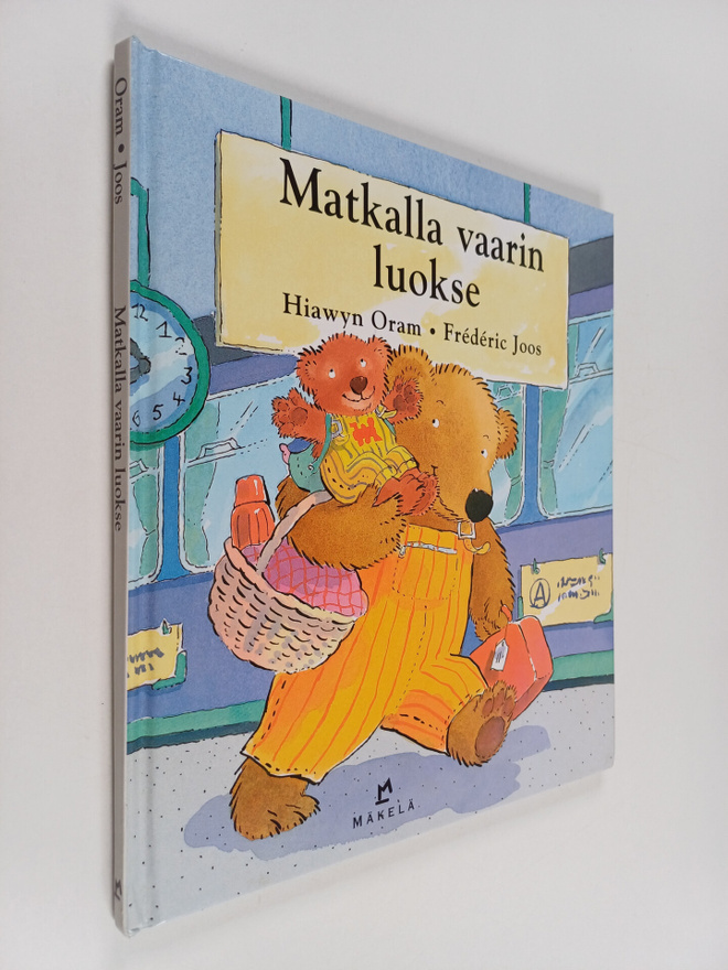 Hiawyn Oram : Matkalla vaarin luokse