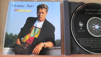 Markku Aro: Käsi kädessä CD