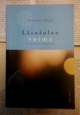 Eckhart Tolle - Läsnäolon voima (nid.)