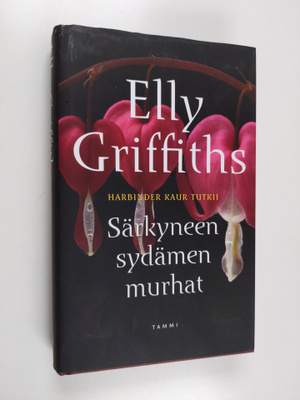 Elly Griffiths : Särkyneen sydämen murhat