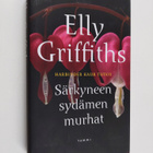 Elly Griffiths : Särkyneen sydämen murhat - pikkukuva 1