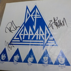 DEF LEPPARD 10'' INSERTTI KOLMELLA NIMMARILLA - pikkukuva 1