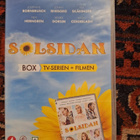 Solsidan BOX Kaudet 1-5 + Elokuva-MUOVISSA - pikkukuva 1