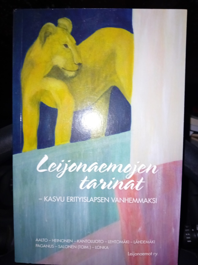 Leijonaemojen tarinat  ( SIS POSTIKULU  )