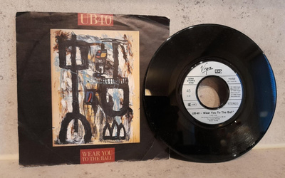 UB40 Wear You To The Ball/Splugen 113 522 1990 Saksa