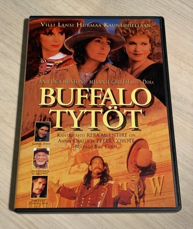 Buffalotytöt (1995) minisarja Larry McMurtyn romaanista