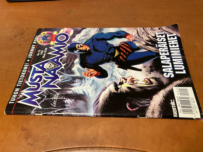 MUSTANAAMIO 23/1996 HYVÄ