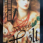 Victoria Holt: Kuningattaren varjossa - pikkukuva 4