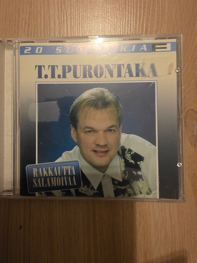 T.T. Purontaka - Rakkautta salamoivaa