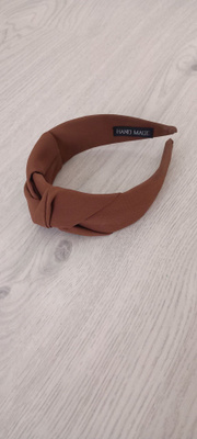 Ruskea hiuspanta (Hand made) ovh 18€