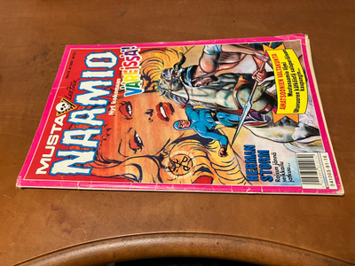 MUSTANAAMIO 16/1991
