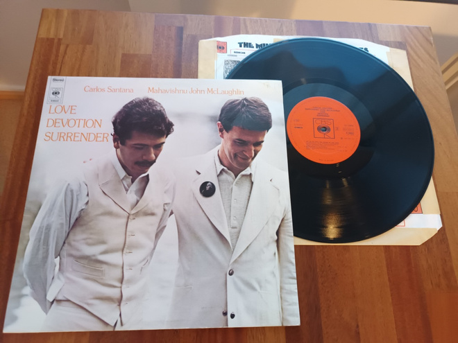 Carlos Santana / Mahavishnu John McLaughlin – Love Devotion