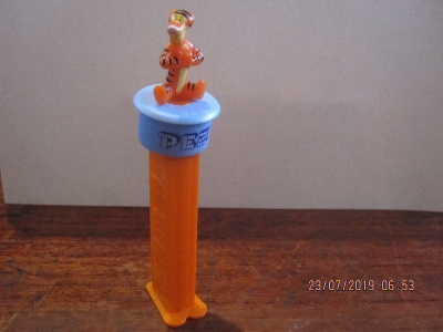 Pez karkki kone