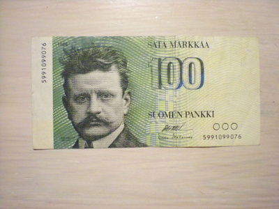 100 mk 1986 599... KORVAAVA