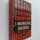 Helena Thorfinn : I munkens skugga - pikkukuva 1