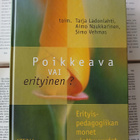 Tarja Ladonlahti (ym) - Poikkeava vai erityinen (sid.) - pikkukuva 1