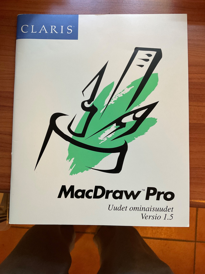 Macintosh   MacDrawPro 3 vihkoa