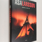 Åsa Larsson : Uhrilahja - pikkukuva 1