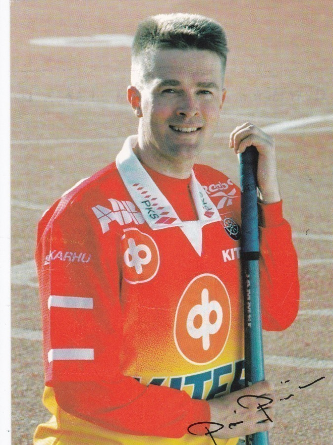 PASI PIRINEN - KITEEN PALLO