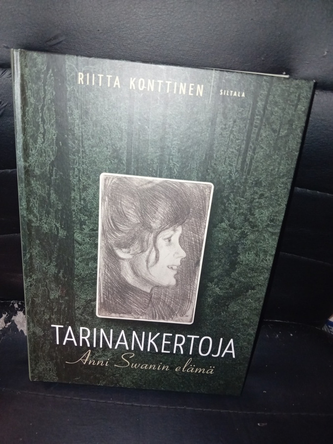 Riitta Konttinen  : Tarinankertoja  ( SIS POSTIKULU )