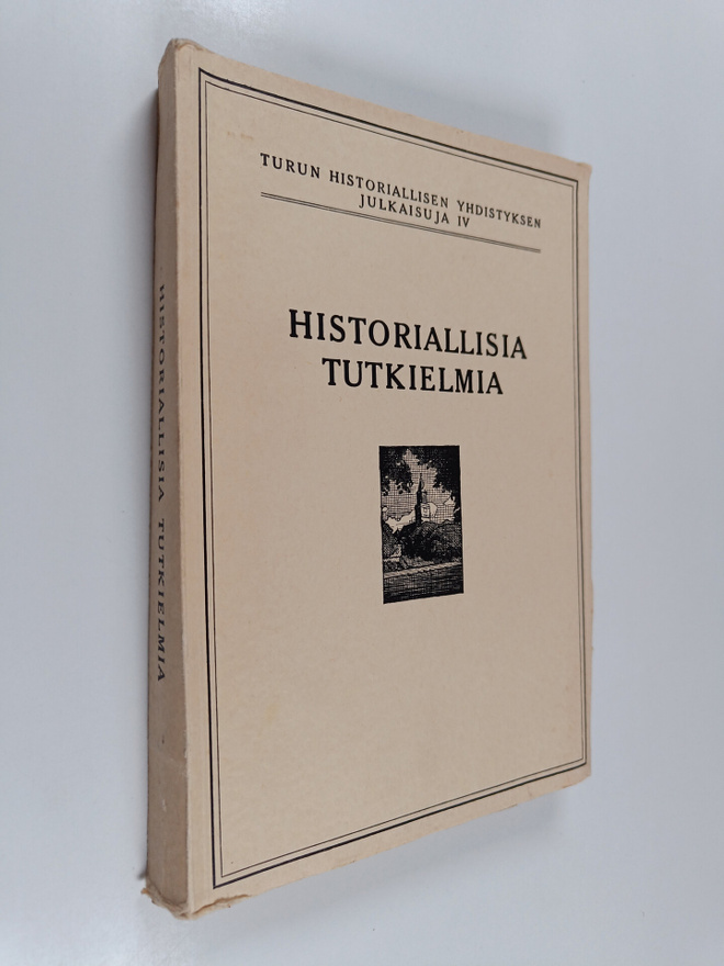 Historiallisia tutkielmia