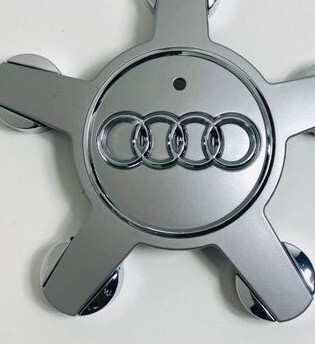 Audi keskikupit 5 sakarainen tähti, peittää pultit, alkup