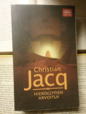 Christian Jacq - Hieroglyfien arvoitus (pokkari)