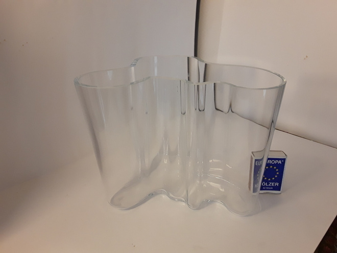 Alvar Aalto maljakko 160 mm reunavikoja.