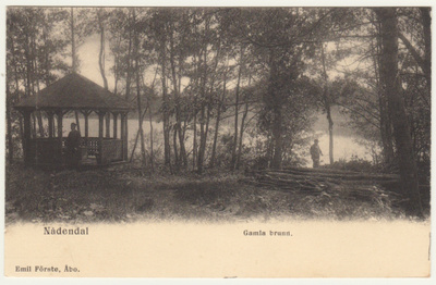 Naantali vanha kaivo - jakamaton tausta