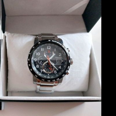 Citizen eco drive radio ohjattu