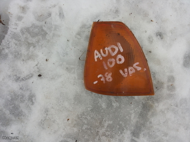 Audi 100 -78 vasen etuvilkku