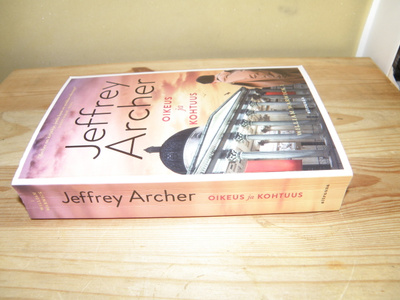 Jeffrey Archer Oikeus ja kohtuus (nidottu)