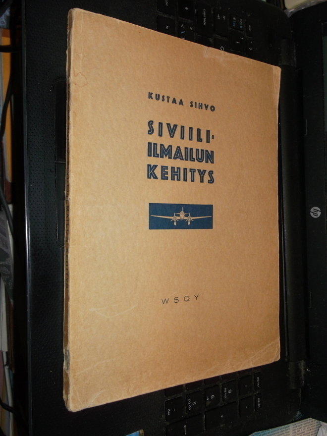 Kustaa Sihvo : Siviili-ilmailun kehitys  ( 1 p. 1935 )