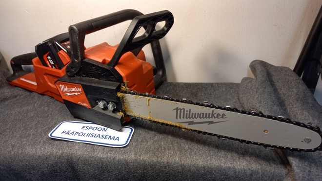 [T3146] Milwaukee M18 FCHS 35 Akkuketjusaha + akku