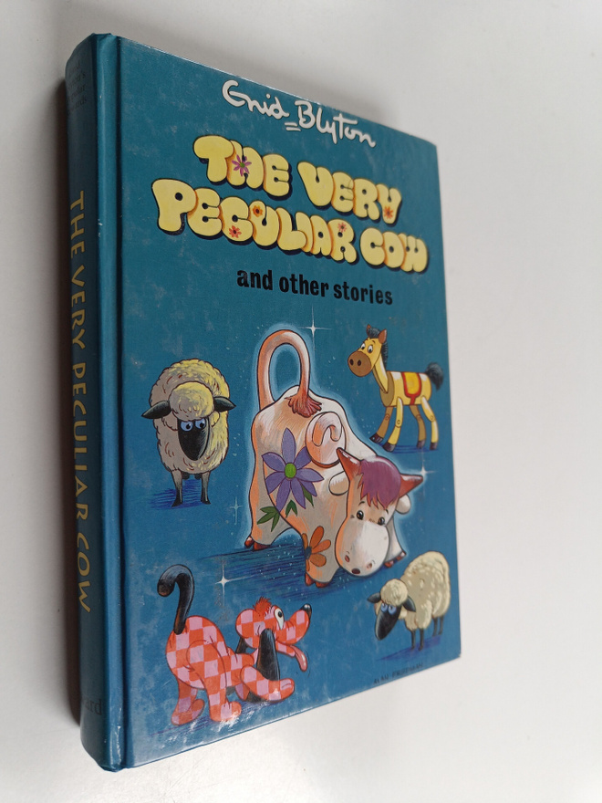 Enid Blyton : The very peculiar and other stories