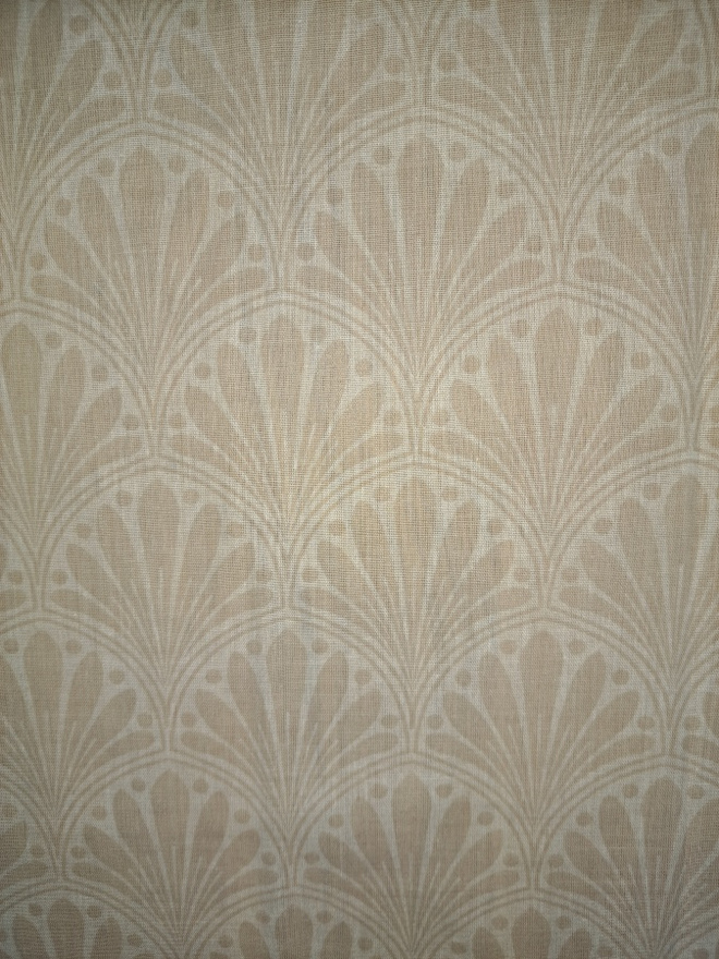 Beige valkoiset pitkät verhot 245x120cm