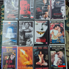 Iso VHS-leffapaketti 52 kpl Klassikoita, kauhua, toimintaa - pikkukuva 1