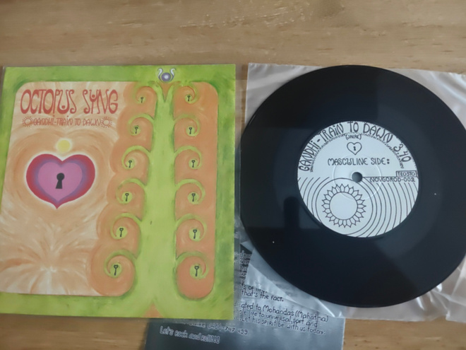 Octopus Syng – Gandhi-Train To Dawn  7"