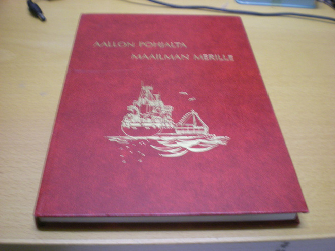 Unto A. Lahtonen: Pientonniston nousu  aallon pohjalta maail