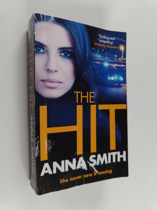 Anna Smith : The hit