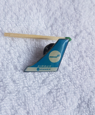 Finnair Airbus pinssi