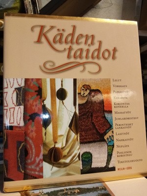 KÄDEN TAIDOT ( SIS POSTIKULU )