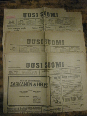 Sanomalehti  Uusi Suomi   3 numeroa  1919