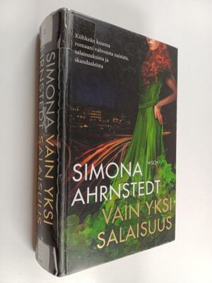 Simona Ahrnstedt : Vain yksi salaisuus