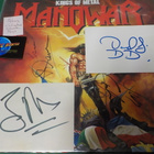 MANOWAR 4x NIMIKIRJOITUKSET levyn kannessa EI VINYYLIÄ - pikkukuva 1